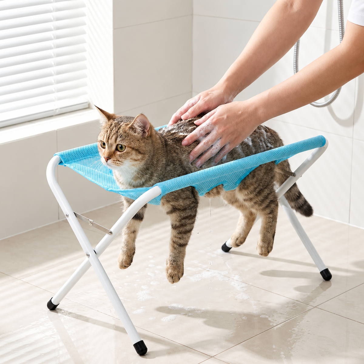Fold-Flat Pet Bath Stand