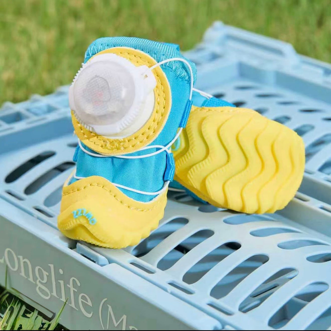 New lighting Dog winter Shoe ( 2 Pairs  ) for Front & Back Legs