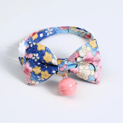 Kattenhalsband in Japanse stijl met Bell Cherry Blossoms-patroon Kitten