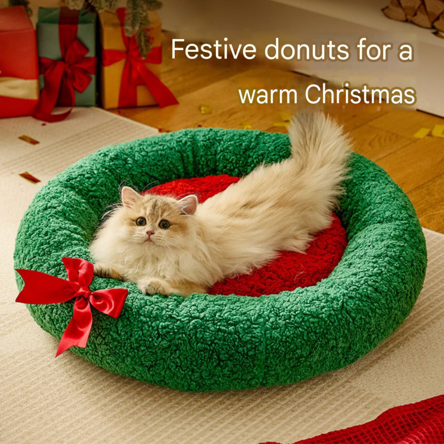 A windproof and warm Christmas nest for cats