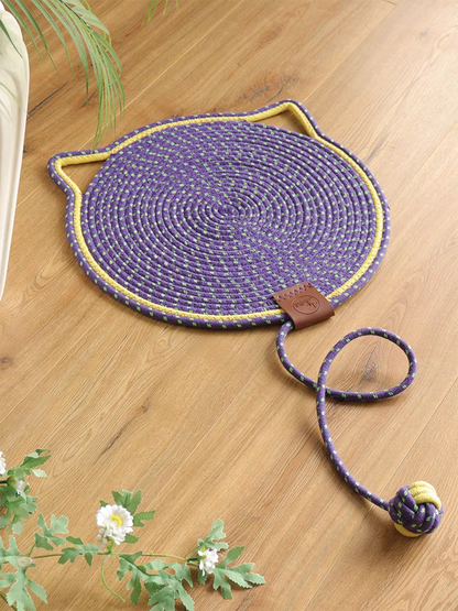 Ball integrated cat scratching mat