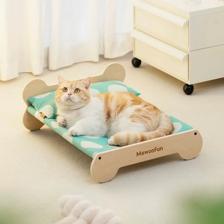 Cat luxury Wooden Bed